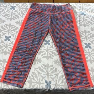 Women’s Puma capris leggings sz Large